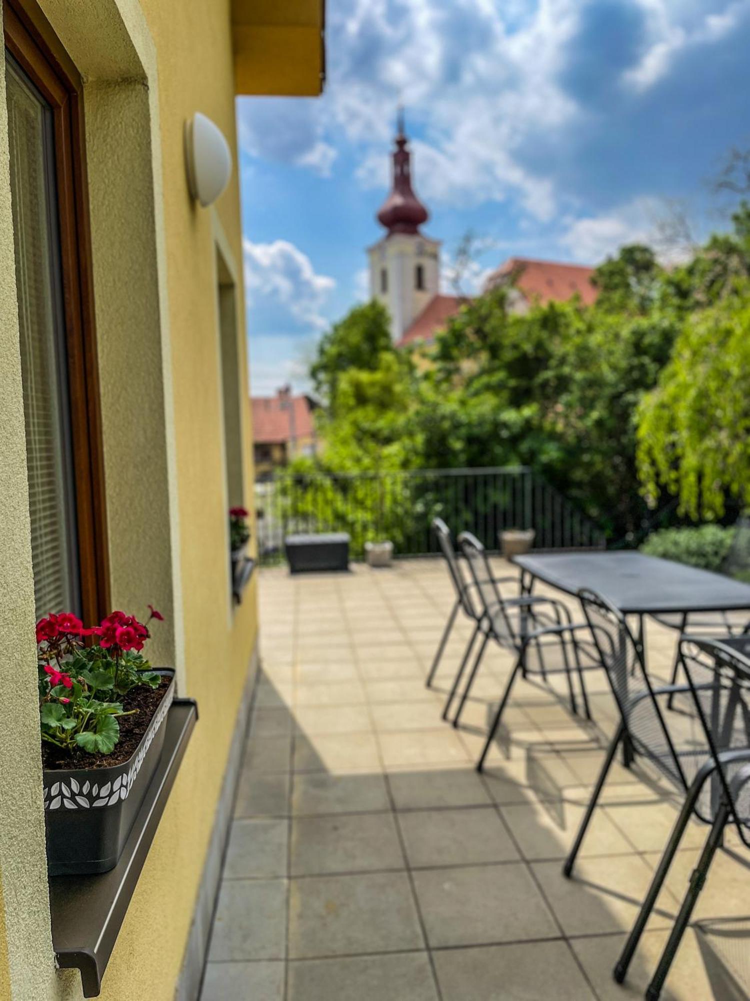 Slunecny Penzion Tasovice Exterior photo